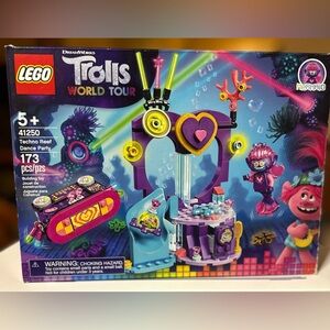 LEGO TROLLS Set #41250 “Techno Reef Dance Party” Complete w Manuals(2) & Box